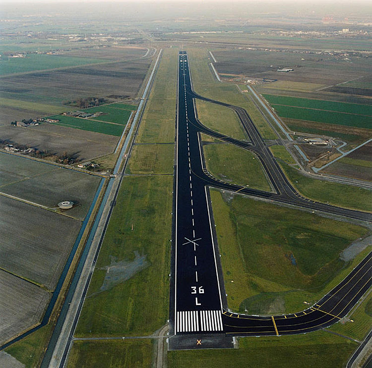 Polderbaan 18R 
